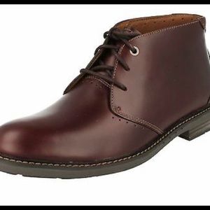 Men’s Clark’s unstructured ankle boot Size 10.5